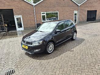 uszkodzony samochody osobowe Volkswagen Polo 1.2 tsi  66kw 5drs airco 2012/8