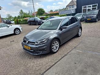 Voiture accidenté Volkswagen Golf 1.5 tsi 110kw automaat navi 2019/12