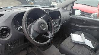 Mercedes eVito 95pk automaat picture 5
