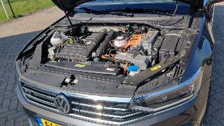 Voiture accidenté Volkswagen Passat 1.4 tsi  156pk   75pk  automaat 2020/9