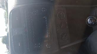 Volkswagen Polo 1.0i  60pk   airco 5drs picture 3
