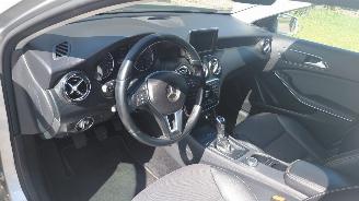 Mercedes A-klasse 180  navi  clima  1.6i 122pk picture 4