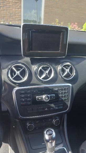 Mercedes A-klasse 180  navi  clima  1.6i 122pk picture 7