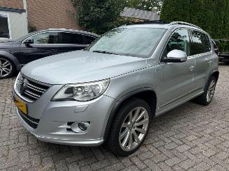 Voiture accidenté Volkswagen Tiguan 2.0 TDI 4MOTION R-LINE 2009/11