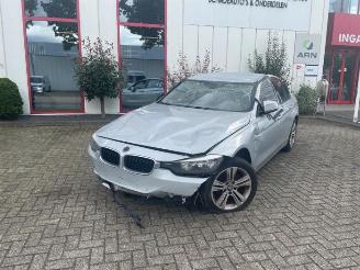 Avarii autoturisme BMW 3-serie 3 serie (F30), Sedan, 2011 / 2018 318d 2.0 16V 2015/2