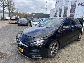 Mercedes B-klasse B180 D 1.5 85 KW picture 2