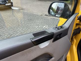Volkswagen Transporter 2.0 TDI L1H1 BM DC Comfortline picture 14