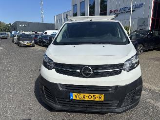 krockskadad bil auto Opel Vivaro 2.0 CDTI L3H1 EDITIO 2020/11
