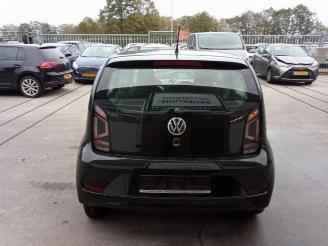 Volkswagen Up!  picture 5