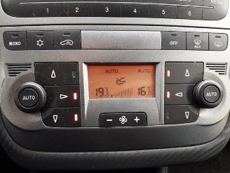 Fiat Grande Punto Grande Punto (199), Hatchback, 2005 1.4 picture 22