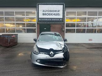 škoda osobní automobily Renault Clio Clio IV (5R), Hatchback 5-drs, 2012 / 2021 0.9 Energy TCE 90 12V 2014/6