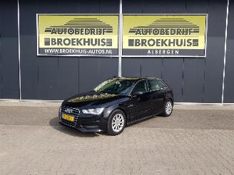 Uttjänta bilar auto Audi A3 Sportback 1.6 TDI ultra Attraction Pro Line 2015/5
