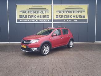 Démontage voiture Dacia Sandero 0.9 TCe 10th Anniversary 2015/8
