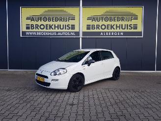 skadebil auto Fiat Punto Evo 0.9 TwinAir Young 2014/8