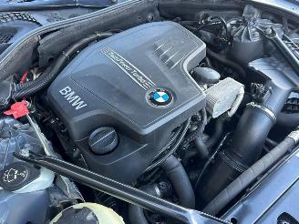 BMW 5-serie Touring 520i picture 26