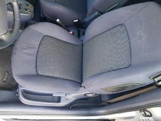 Peugeot 1007 1007 (KM), Hatchback 3-drs, 2004 / 2011 1.4 picture 23