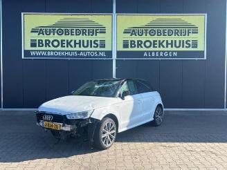 Coche accidentado Audi A1 A1 Sportback (8XA/8XF), Hatchback 5-drs, 2011 / 2018 1.0 TFSI Ultra 12V 2016/7