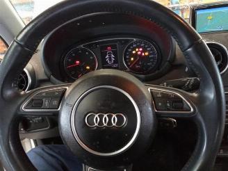 Audi A1 A1 Sportback (8XA/8XF), Hatchback 5-drs, 2011 / 2018 1.0 TFSI Ultra 12V picture 31