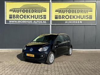 skadebil auto Volkswagen Up! 1.0 take up! BlueMotion 2014/12