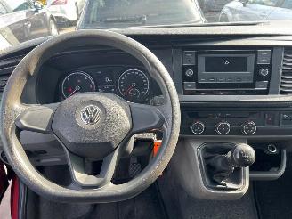 Volkswagen Transporter 2.0 TDI L2H1 30 DC Comfortline picture 18
