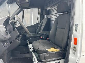 Mercedes Sprinter 311 2.2 CDI L4H2 EURO VI-D picture 13