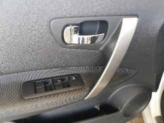 Nissan Qashqai 1.6 Connect Edition picture 19