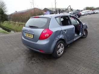 Kia Cee d Sporty Wagon 1.6 16v picture 1