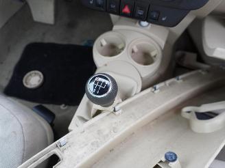 Volkswagen New-beetle Cabrio 2.0 picture 7