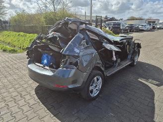 krockskadad bil auto Skoda Rapid 1.2 TSi 2015/1