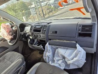 Volkswagen Transporter 2.0 TDi picture 5