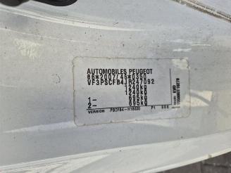 Peugeot 108 1.0 picture 5