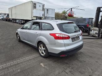 Ford Focus Wagon 2.0 TDci picture 2