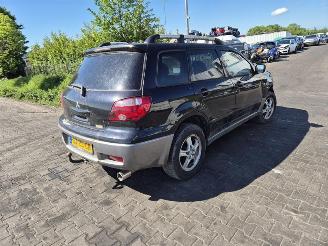 Vrakbiler auto Mitsubishi Outlander 2.0 16v 2005/7