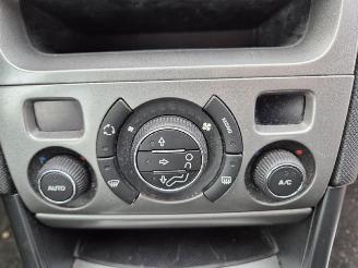 Peugeot 308 SW 1.6 VTi picture 6