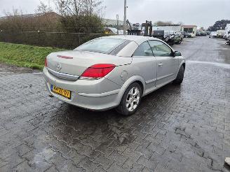 Vrakbiler auto Opel Astra TwinTop 1.6 16v 2008/1