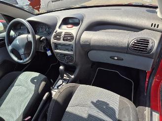 Peugeot 206 CC 1.6 picture 5