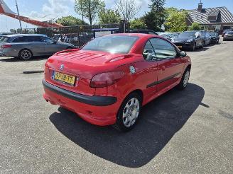 škoda osobní automobily Peugeot 206 CC 1.6 2002/3