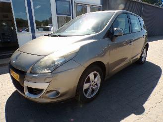 Unfallwagen Renault Scenic 1.4 TCE  Dynamique 2009/10