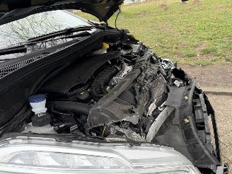 Peugeot 208  picture 15