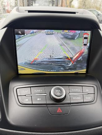 Ford C-Max  picture 16