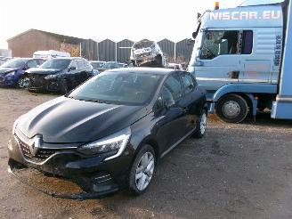 krockskadad bil bedrijf Renault Clio 1.0 Zen 5 Drs- HB 2020/10