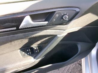 Volkswagen Golf 1.4 Highline 5 Drs picture 32