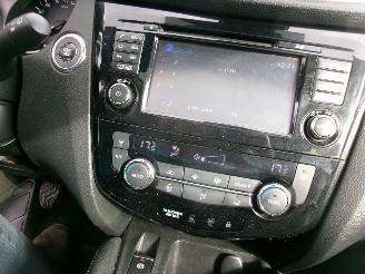 Nissan Qashqai 1.2 LE Sport - N-Connect picture 28
