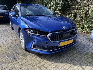 Skoda Superb Mild Hybrid 1.5 TSi MHEV Business Edition Automaat Kombi picture 5