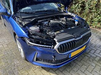 Skoda Superb Mild Hybrid 1.5 TSi MHEV Business Edition Automaat Kombi picture 7