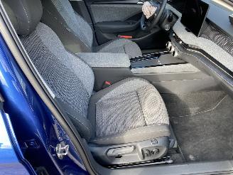 Skoda Superb Mild Hybrid 1.5 TSi MHEV Business Edition Automaat Kombi picture 22