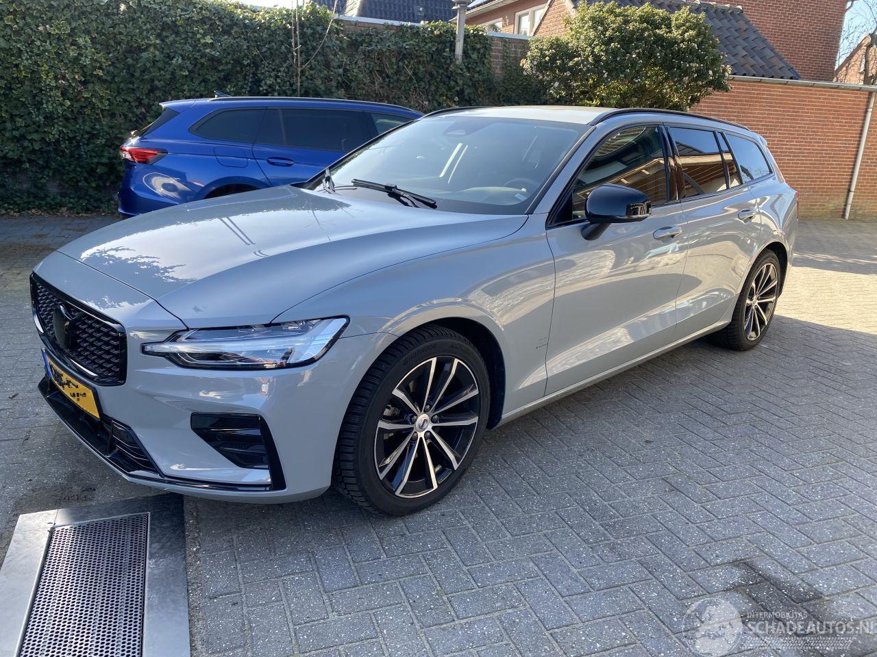 Volvo V-60 2.0 B4 Plus Bright Mild Hybrid