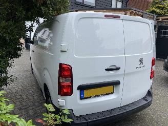 Peugeot Expert Carrier Koeling 1.5 BlueHDi 100 Standard Pro met motorschade picture 10