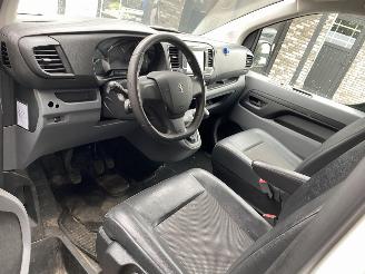 Peugeot Expert Carrier Koeling 1.5 BlueHDi 100 Standard Pro met motorschade picture 8