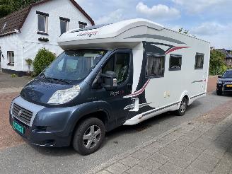 Challenger  Mageo 118EB/119 Queensbed en hefbed picture 2
